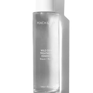 Peach and lily wild dew treatment essence